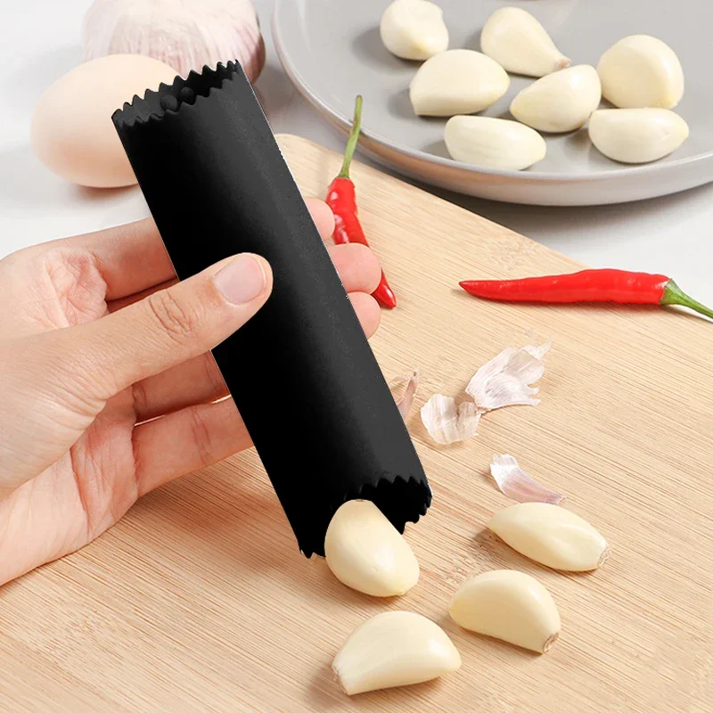 Kitchen Gadgets Youtube - 1 Buah Pengupas Bawang Putih Silikon,
