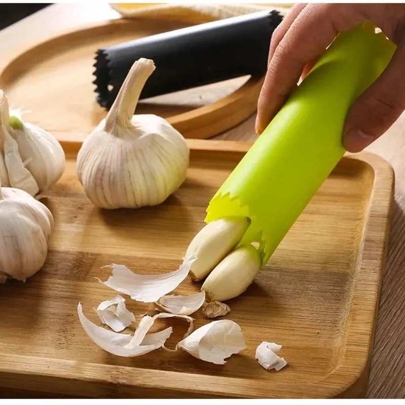 Kitchen Gadgets Youtube - Silicagel Pengupas Bawang Putih Tabung Pengupas