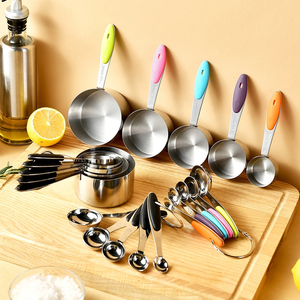 5/10 Buah Gelas Ukur dan Sendo - Kitchen Gadgets Oxo ulasan dan harga